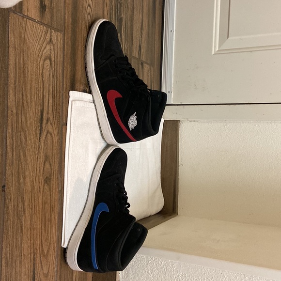 Jordan Air 1 Mid Multicolor Swoosh -size -13